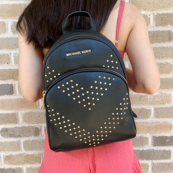 Gaby’sBags👜💕-NWTZ Michael Kors Backpack Studded - Picture 6 of 7